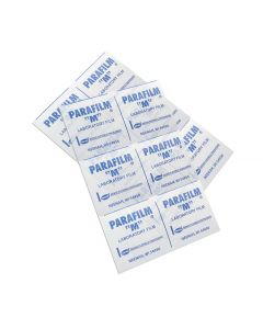 Parafilm • Einwegablage für die Wimpernkleber-Tröpfchen.